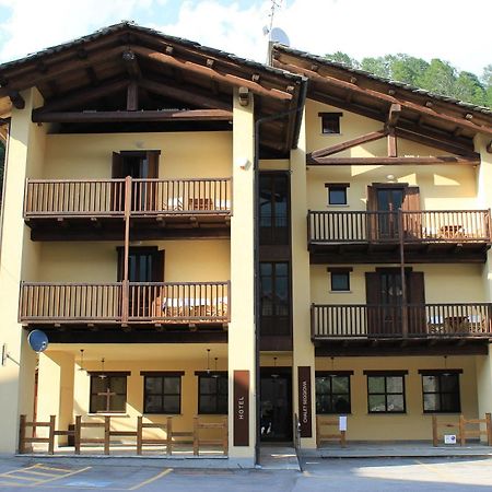 Chalet Seggiovia Pontechianale Exteriér fotografie