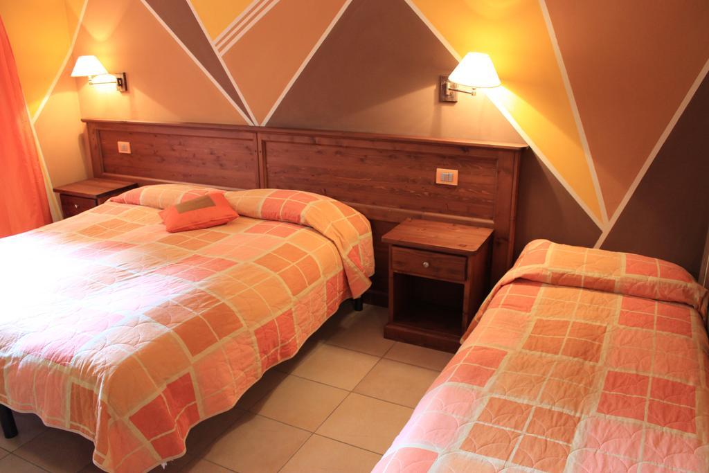 Chalet Seggiovia Pontechianale Pokoj fotografie