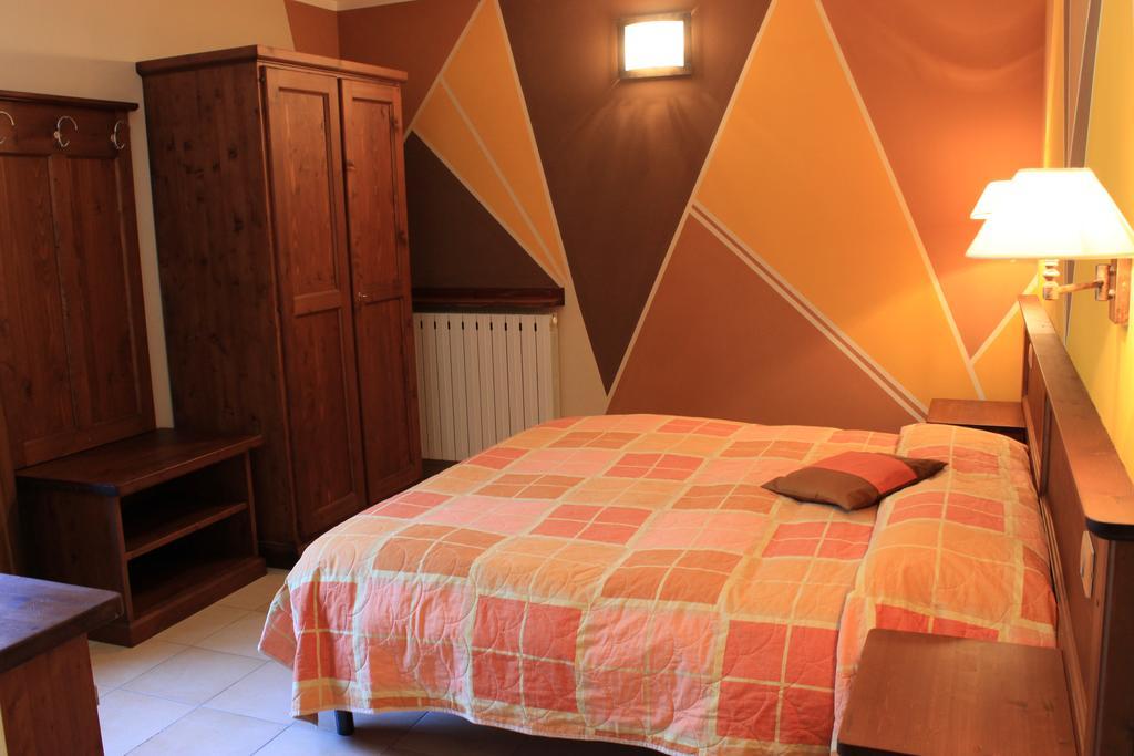 Chalet Seggiovia Pontechianale Pokoj fotografie